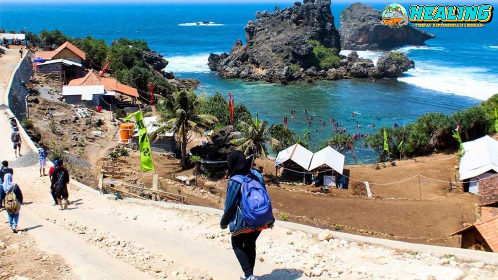 Pantai Nglambor Destinasi Alam Eksotis di Yogyakarta!