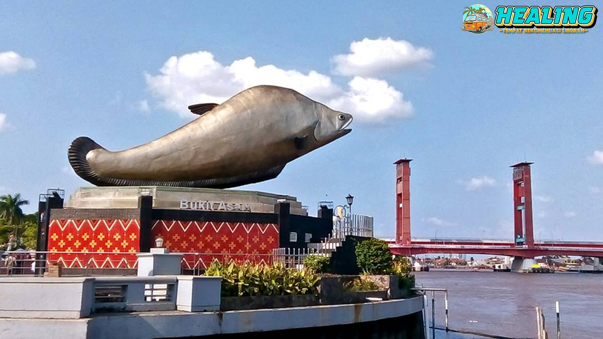 Wisata Tugu Ikan Belido Keindahan dan Cerita dari Palembang