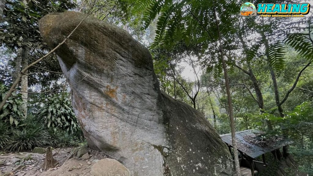 Batu Kuda Bandung Wisata Murah dengan Nuansa Magis!