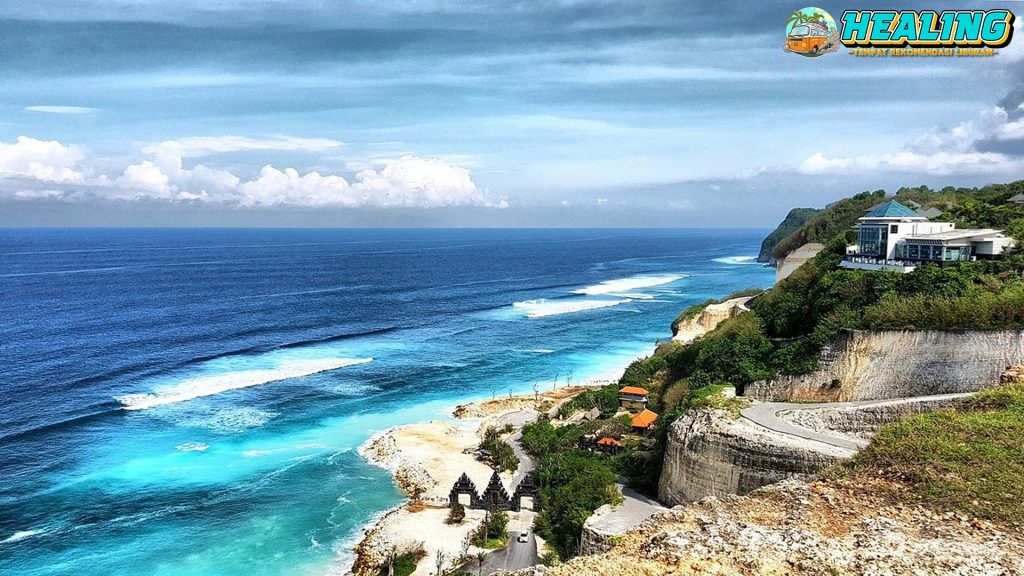 Melasti Beach Ungasan: Surga Tersembunyi dengan Pesona Bali