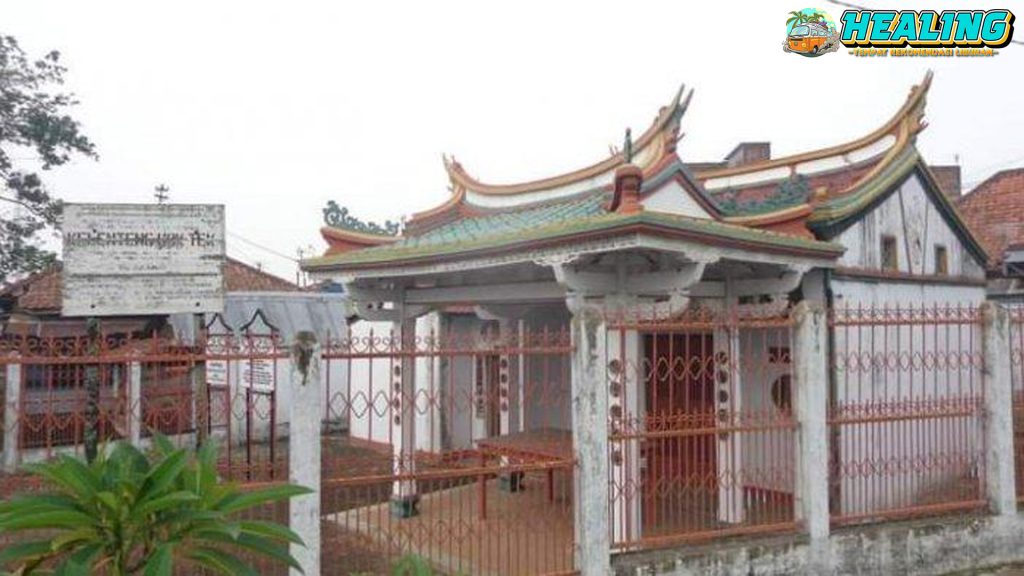 Menelusuri Keindahan dan Misteri Kelenteng Hok Tek Jambi!