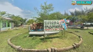 Menikmati Senja di Pantai 2 Balongan Indah Indramayu