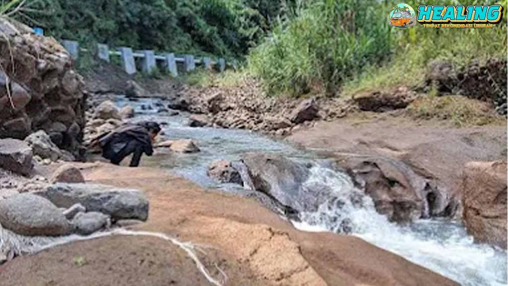 Curug Pitu Tegal 7 Air Terjun dalam Satu Pelukan
