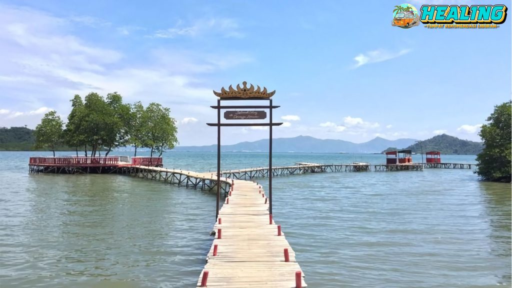 Pantai Dewi Mandapa 1 Wisata Alam yang Tajam