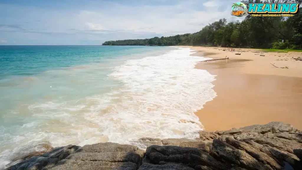 Pantai Sawarna Alam Liar, 6 Ombak Memikat