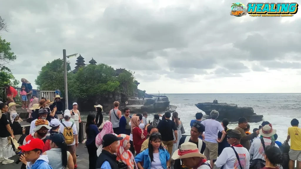 Tanah Lot Makin Populer! 1,4 Juta Wisatawan di Bali 2025?