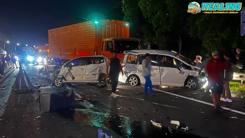 10 Kendaraan Tabrakan baru Beruntun di Cipularang